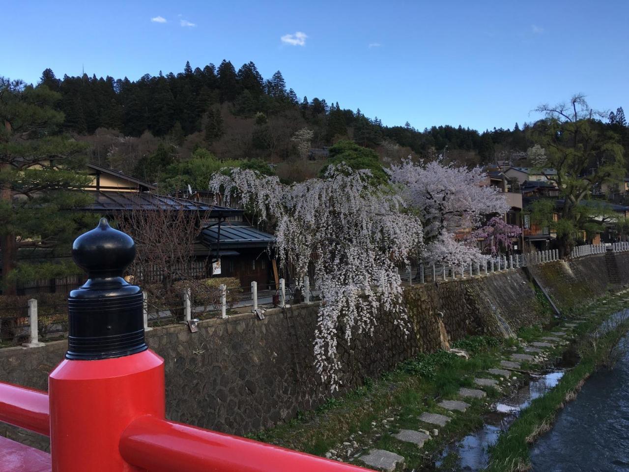 ホテル Fuji House 高山市 エクステリア 写真